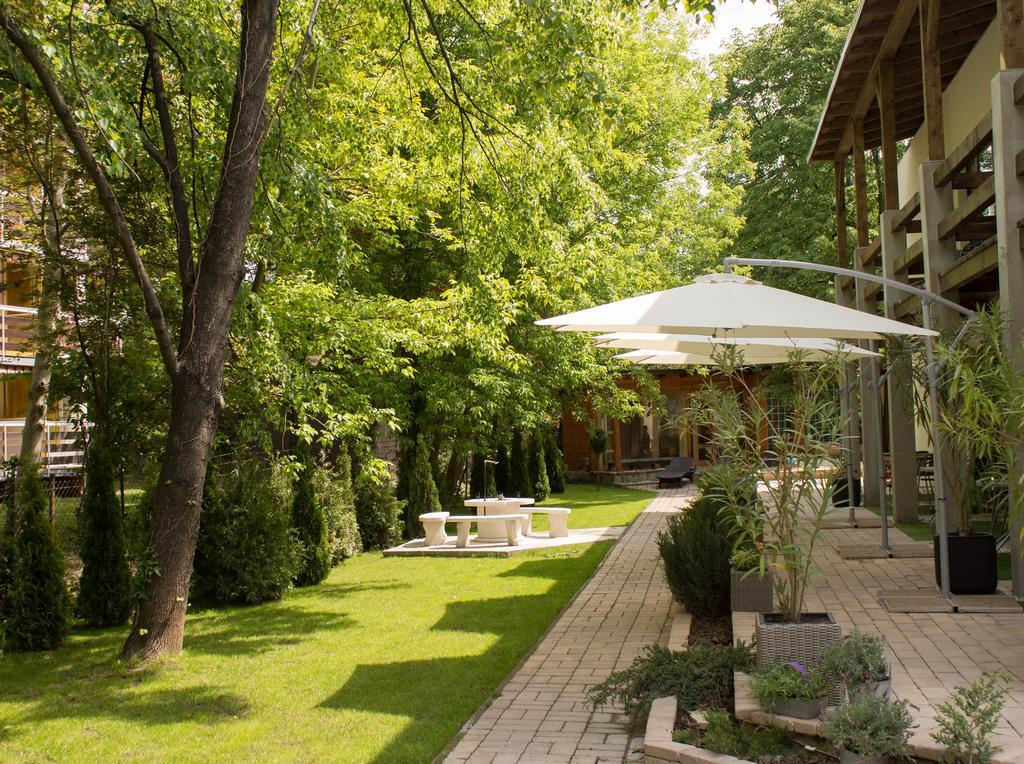 Silver Garden Siófok Esterno foto